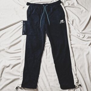 Men's New Balance Athletics | Fleece Sweatpants Pant (Navy)